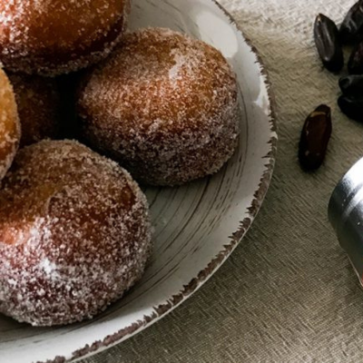 TONKA BEAN CREAM DOUGHNUTS