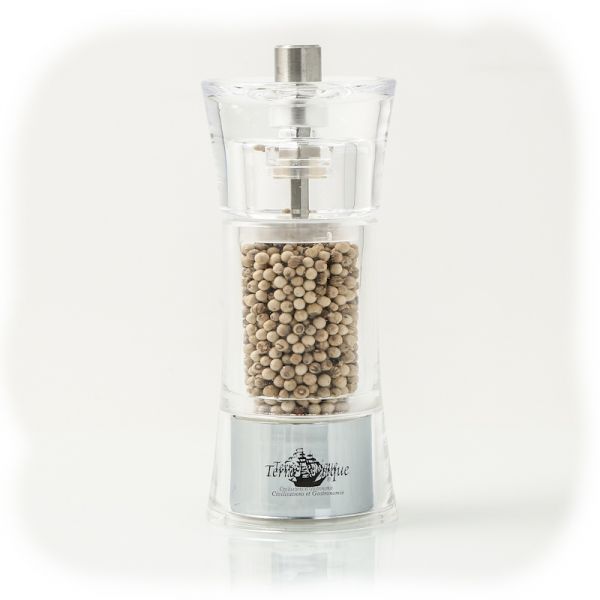 Grinder with white Penja pepper