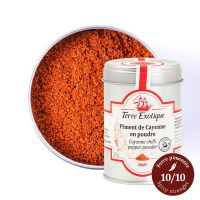 Cayenne chili pepper powder